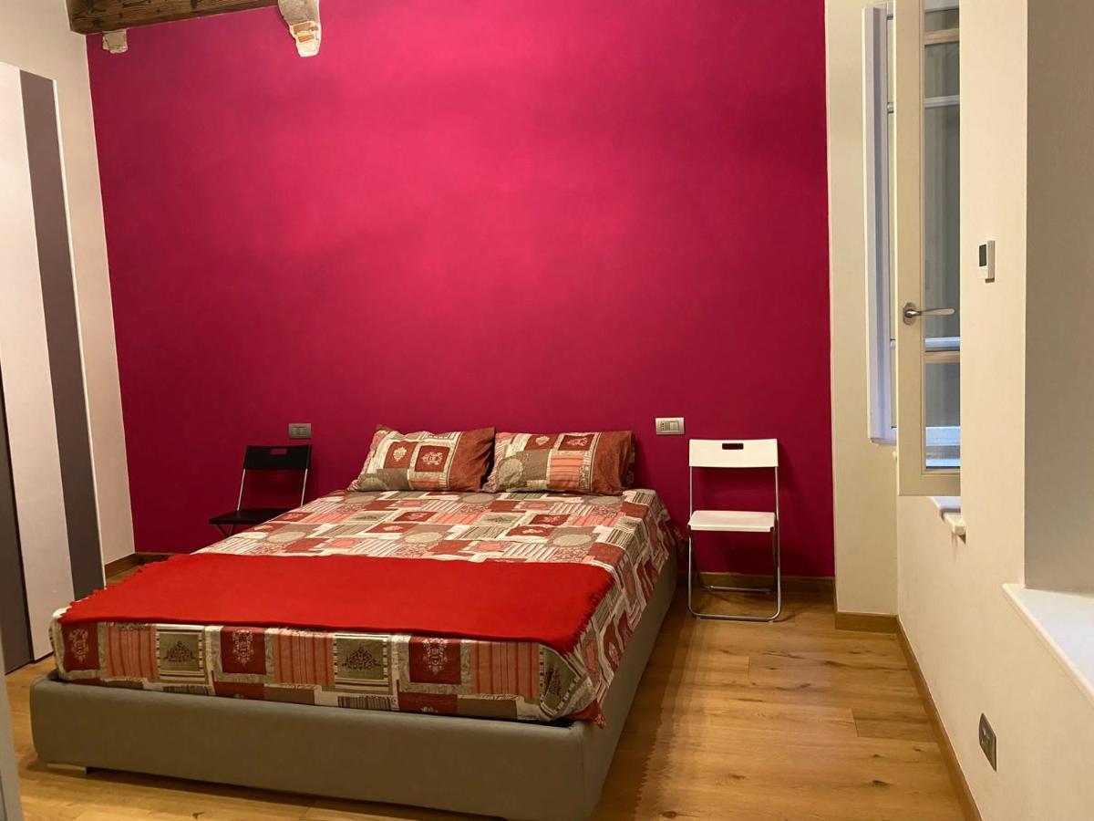 Апартаменты Nuovo Centro Citta Vicino Piazza Anfiteatro - Parcheggio Biciclette Лукка Экстерьер фото